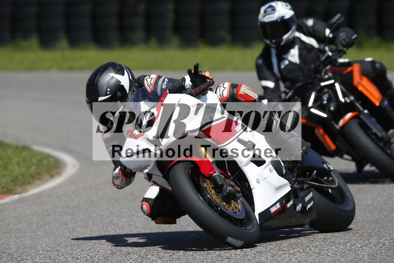 /Archiv-2024/29 12.06.2024 MOTO.CH Track Day ADR/Gruppe rot/114